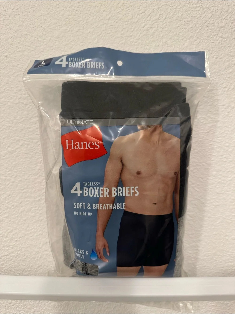 Hanes Black Men's 4-Pack Tagless Boxer Briefs